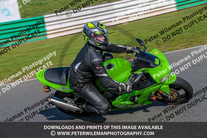 PJM Wedding Photography;enduro digital images;event digital images;eventdigitalimages;mallory park;mallory park photographs;mallory park trackday;mallory park trackday photographs;no limits trackdays;peter wileman photography;racing digital images;trackday digital images;trackday photos